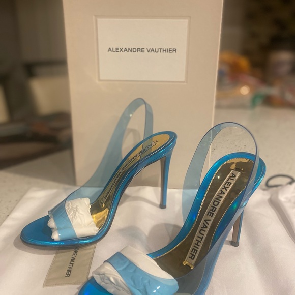 Alexandre Vauthier Transparent Turquoise Blue Slingback Heels US Size6 MSRP $725 - Picture 4 of 9